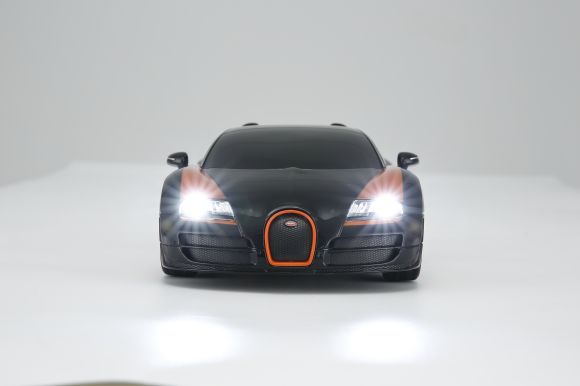 RASTAR 53900 R/C 1:18 Bugatti Veyron Grand Sport Vitesse